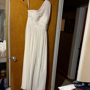 Elegant One-Shoulder White Maxi Dress